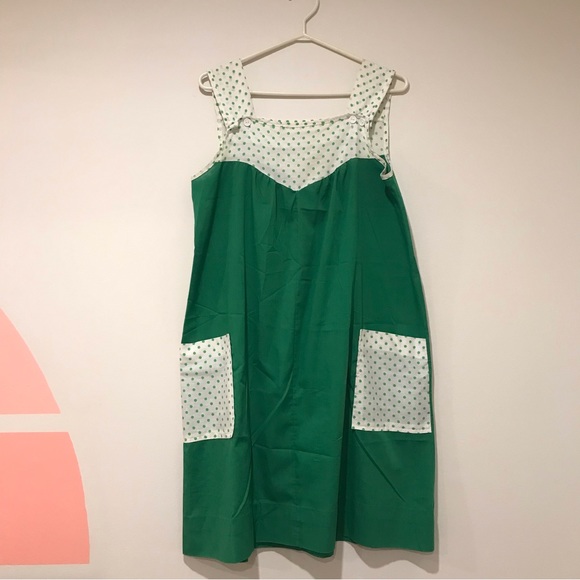 Dresses & Skirts - Vintage Green Polka Dot Dress